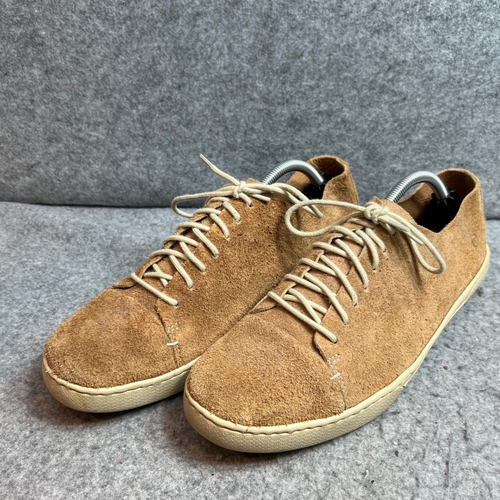 Born Mens Tan Suede Low Top Lace Up Sneakers Casual Comfort Shoes Size 11.5